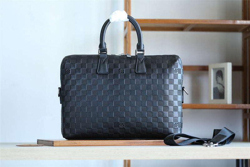 I W Fashion Lu-Vi bags - 9832