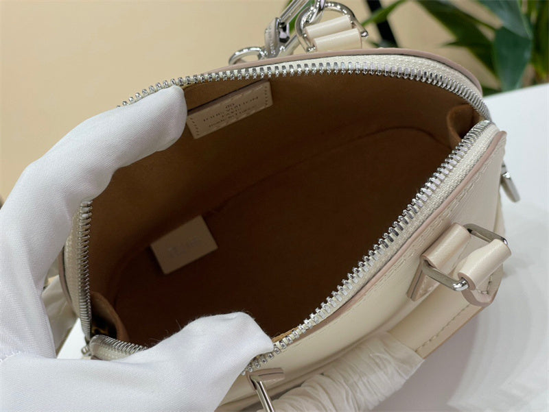 PHA - LOV Bags - 470