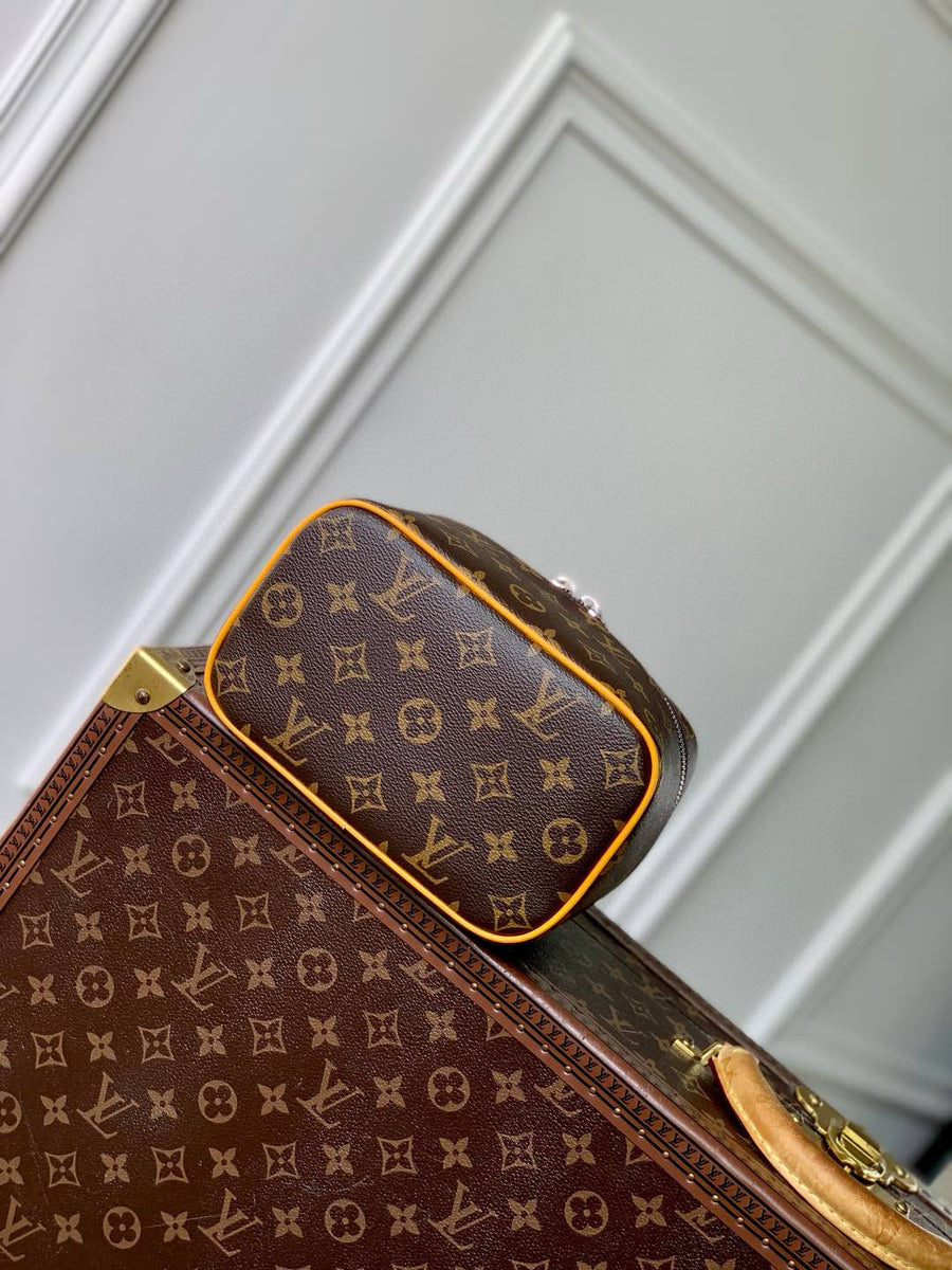 LOU NICE NANO BAG