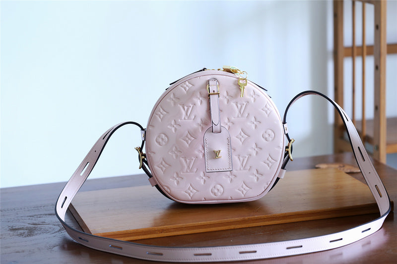 I W Fashion Lu-Vi bags - 8332
