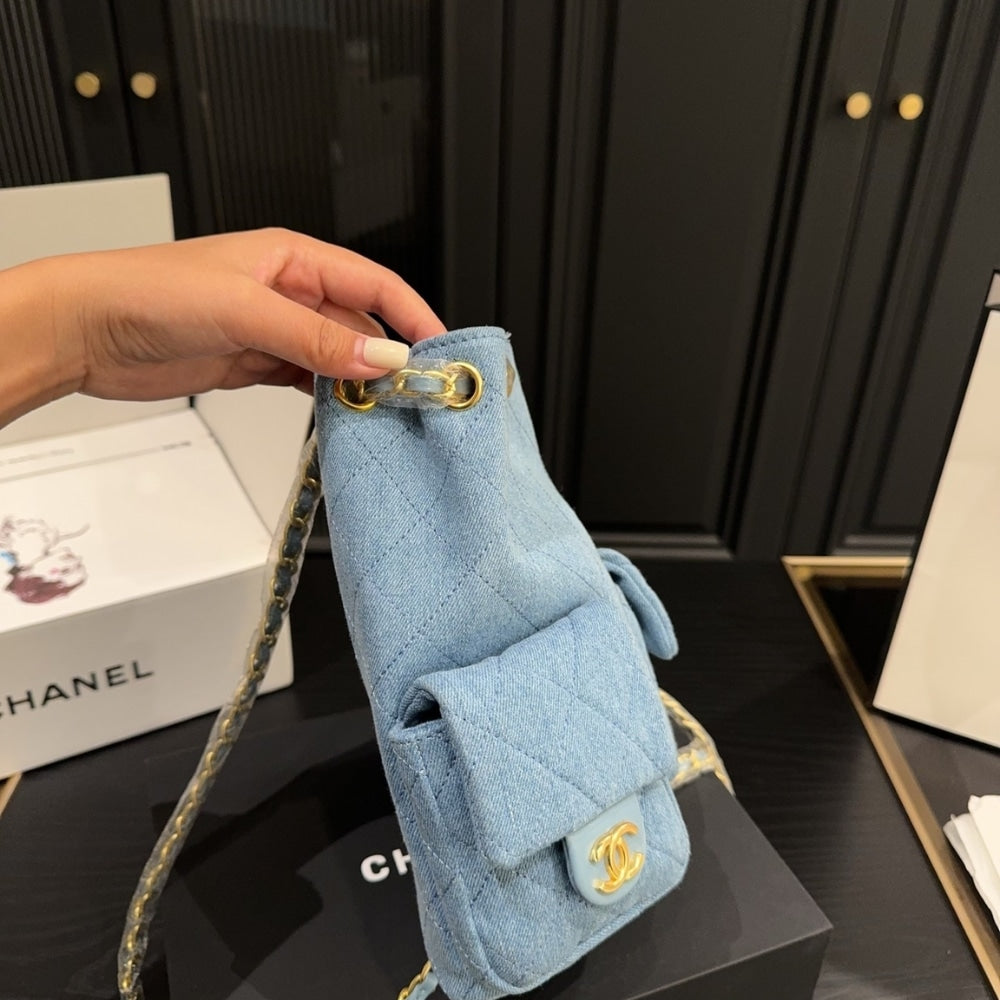 CC 25C GOLD TONE METAL DENIM BACKPACK BLUE 24CM
