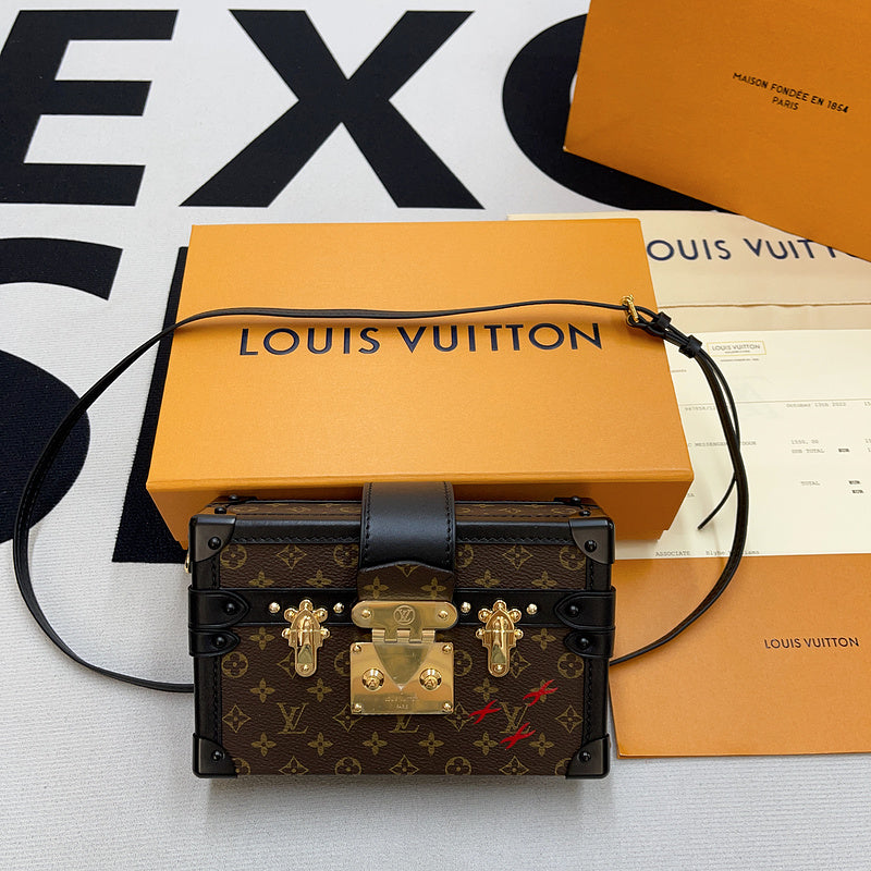 I W Fashion Lu-Vi bags - 8234