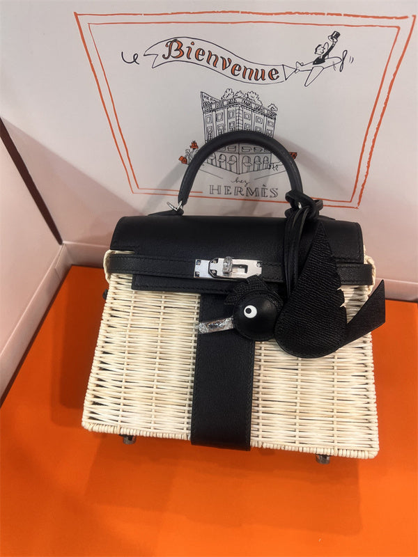 PHA - HMS Bags - 061