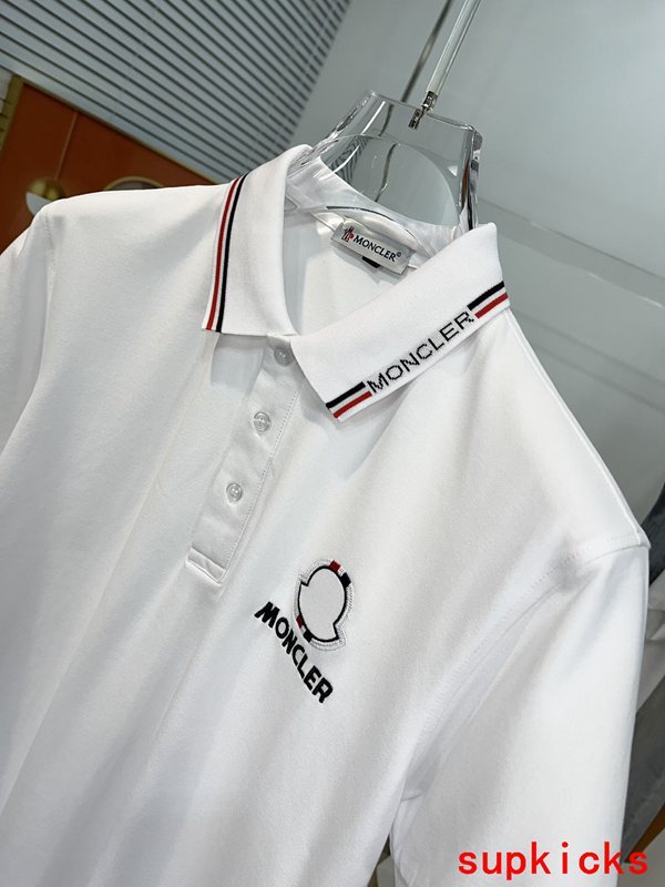 Moncler Luxury Cloth