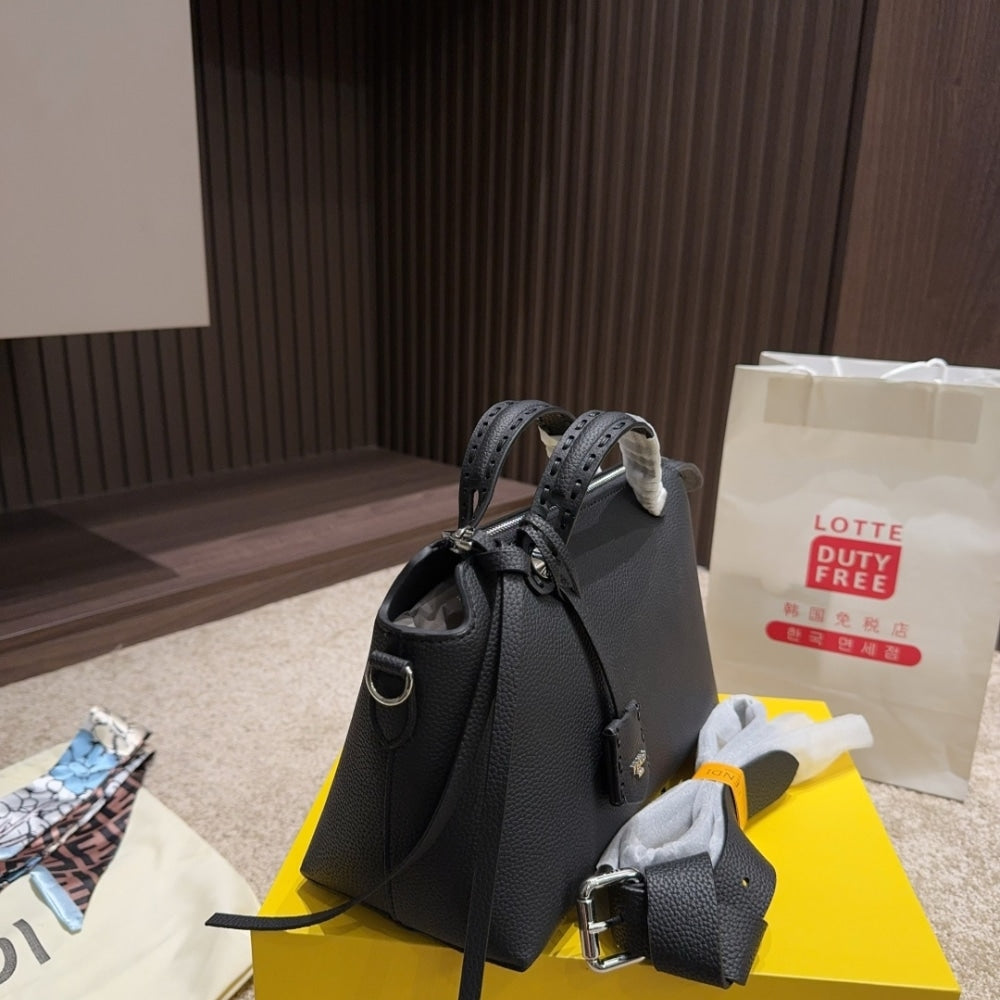 FD BY THE WAY MEDIUM LEATHER BOSTON BAG BLACK 20CM 8BL1461D5F0GXN