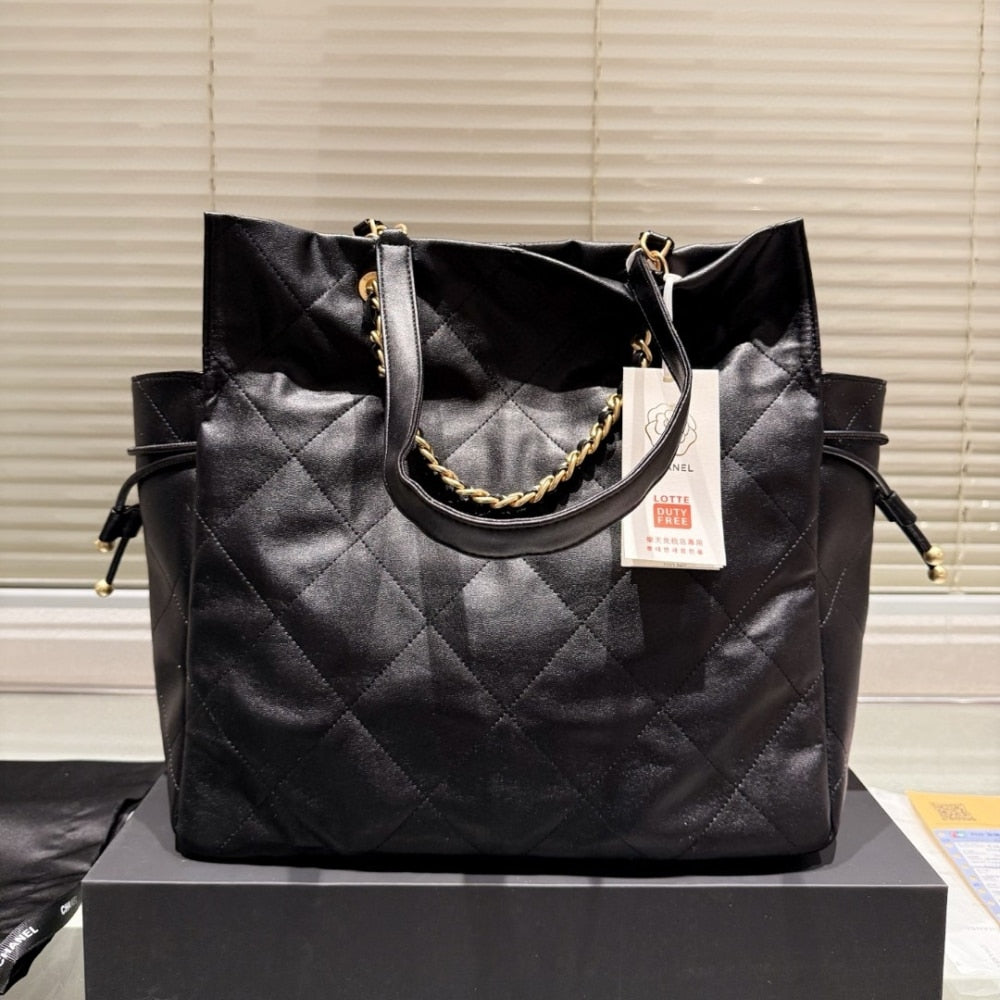 CC 25C TOTE BAG GOLD LOCK BLACK 33CM
