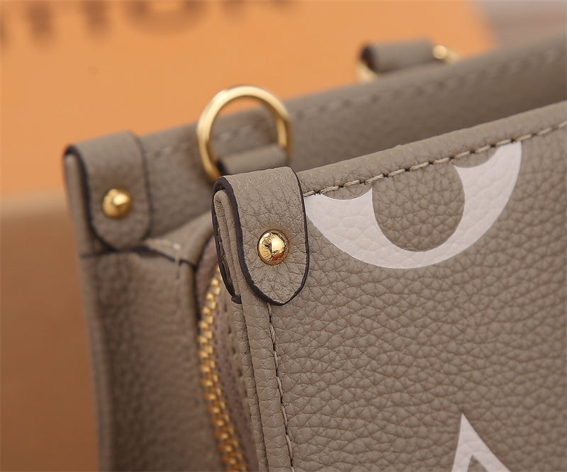 PHA - LOV Bags - 308
