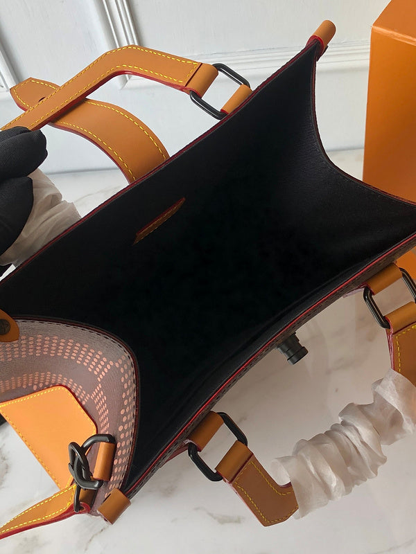 I W Fashion Lu-Vi bags - 17786
