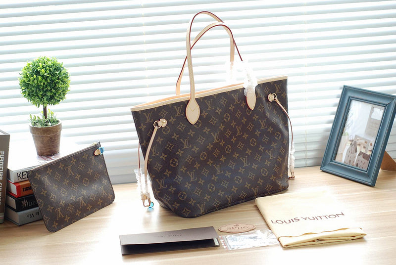 I W Fashion Lu-Vi bags - 8101