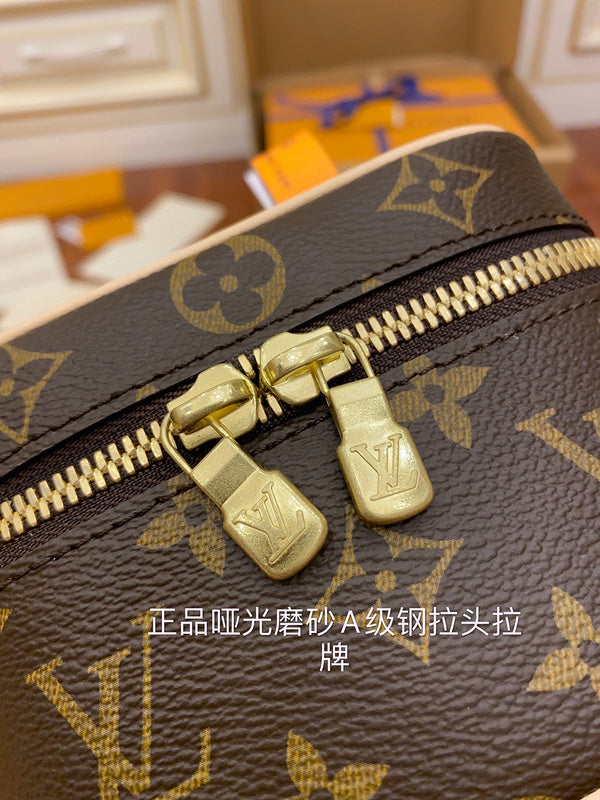 I W Fashion Lu-Vi bags - 17229