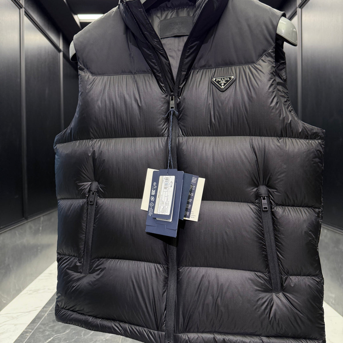 PD VEST