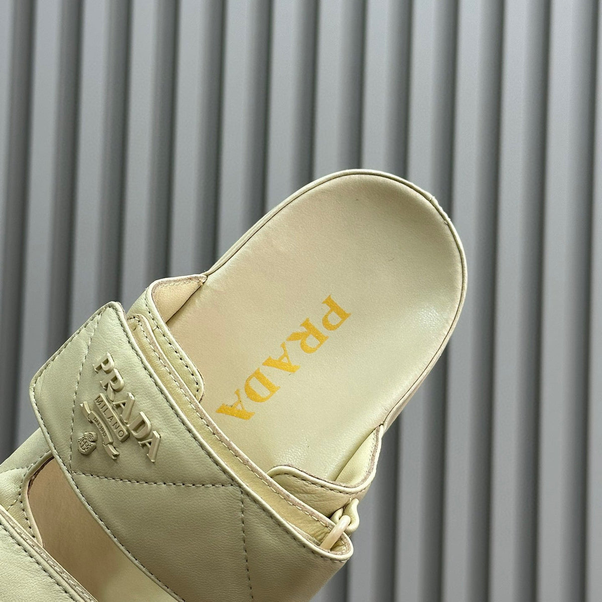 PD NAPPA LEATHER SLIDES