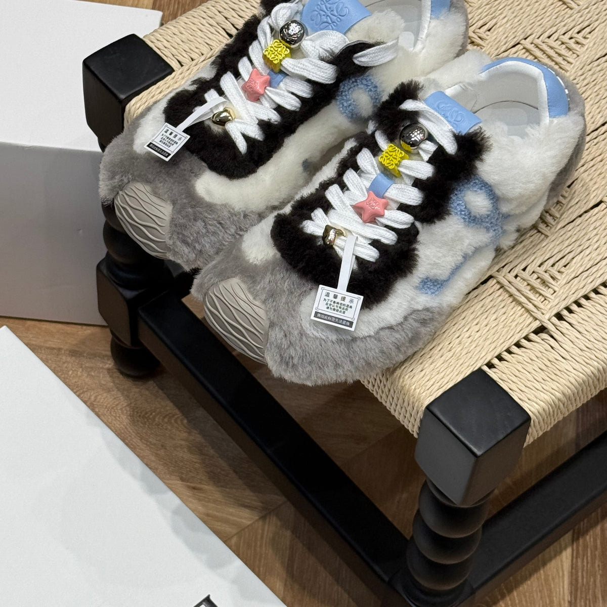 LOEW SNEAKERS