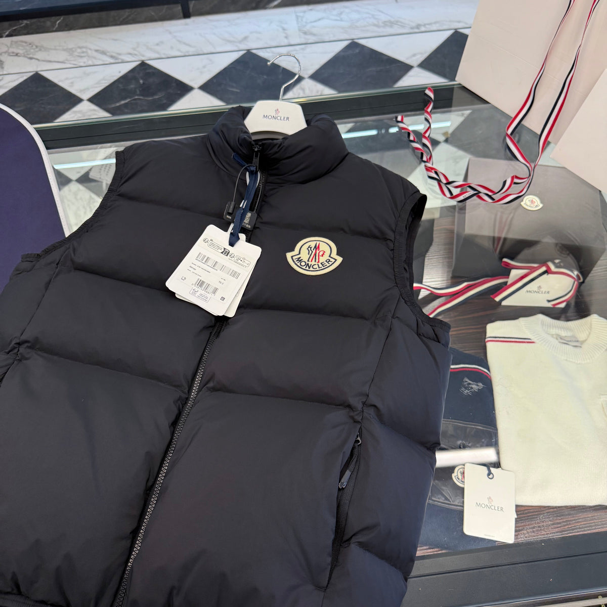 MONC ALMAZ VEST
