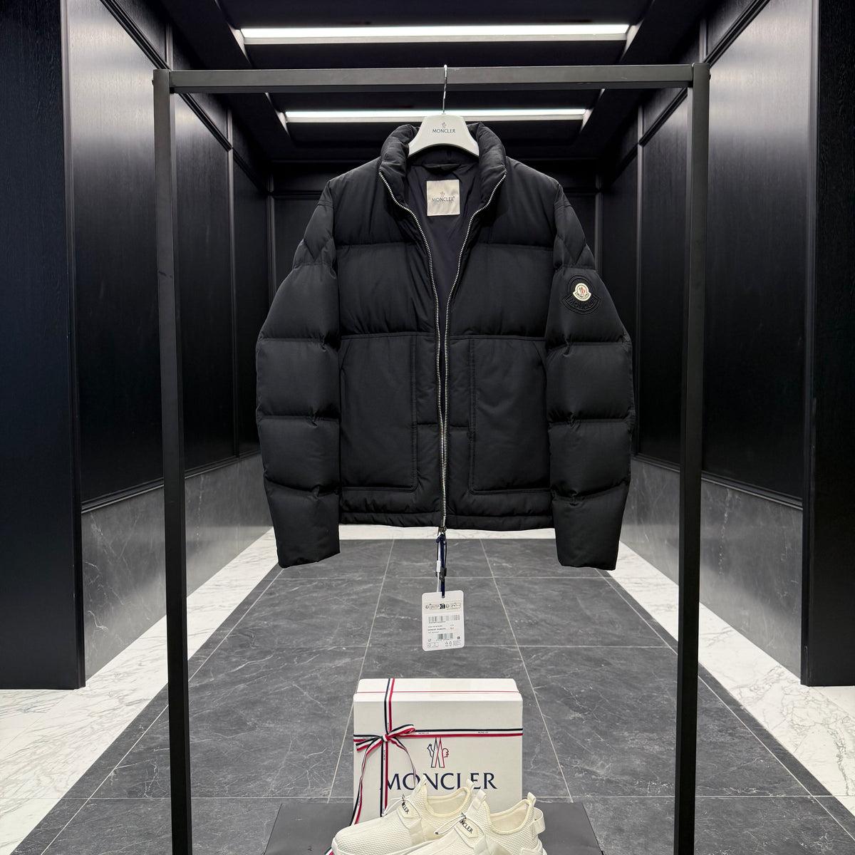 MONC DIYA JACKET