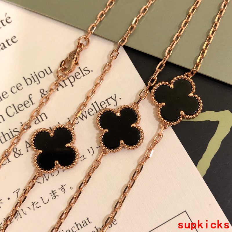 Van Cleef & Arples Jewelry