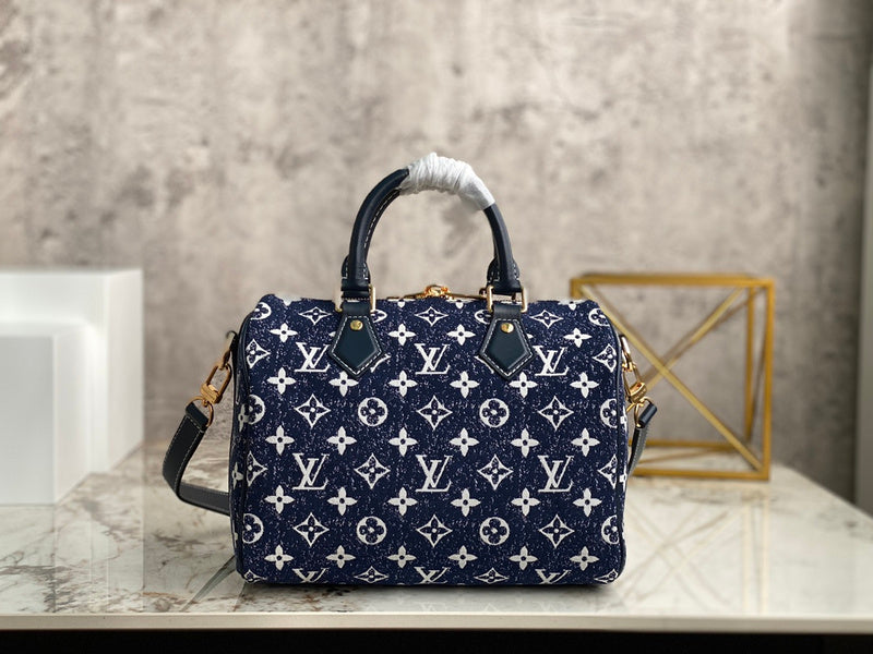 I W Fashion Lu-Vi bags - 17222