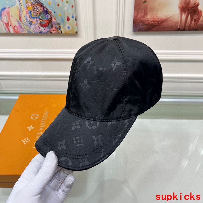 Louis Vuitton Luxury Cap