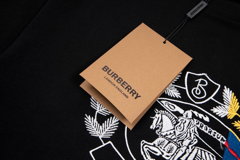 Burberry T-Shirts - 325