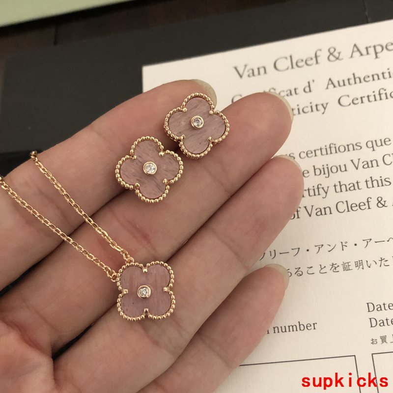 Van Cleef & Arples Jewelry