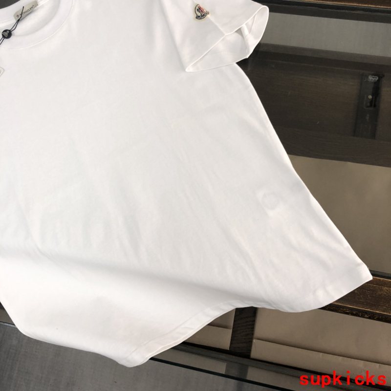 Moncler Luxury Cloth