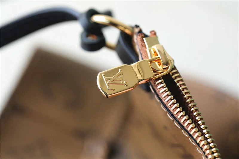 PHA - LOV Bags - 412