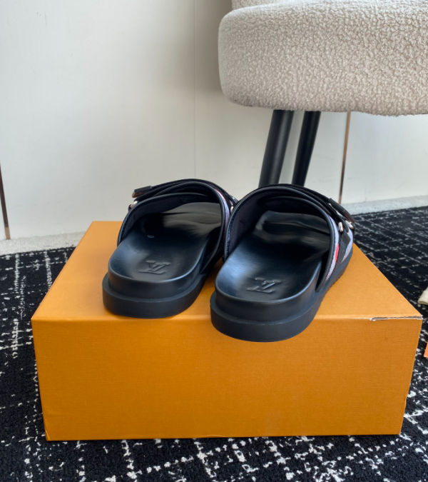 Chloe’s Picks - LOV Men Shoes - 105