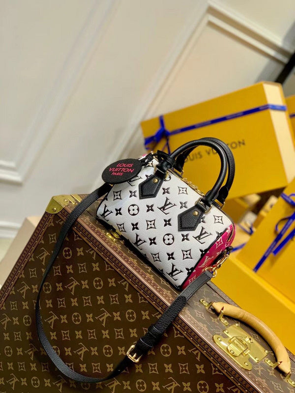 I W Fashion Lu-Vi Bags - 16889