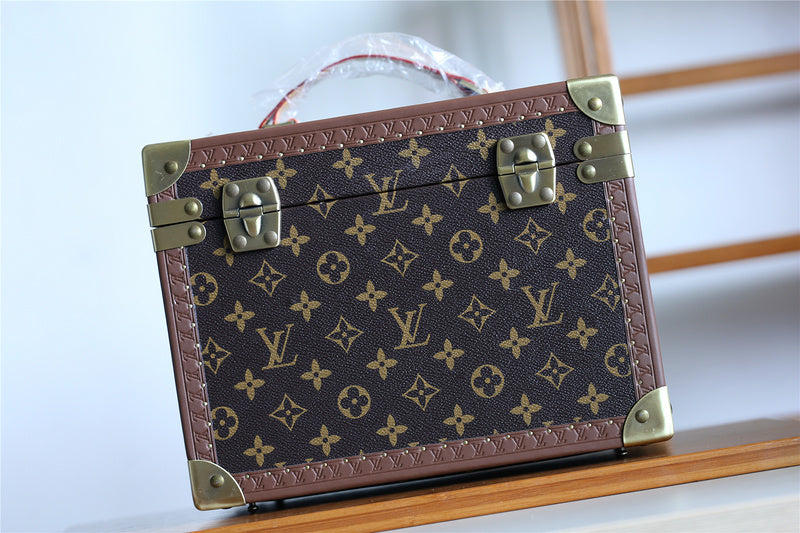 I W Fashion Lu-Vi bags - 9515