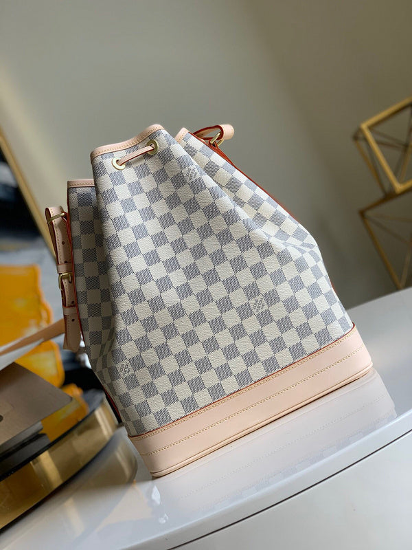 I W Fashion Lu-Vi bags - 17338