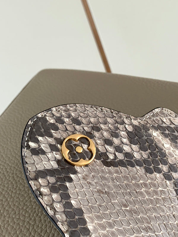 I W Fashion Lu-Vi Bags - 16673