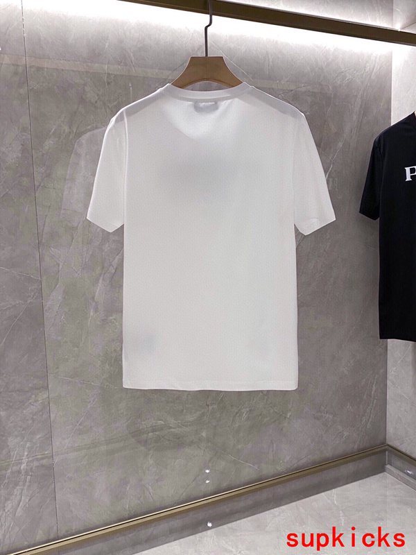 Moncler Luxury Cloth
