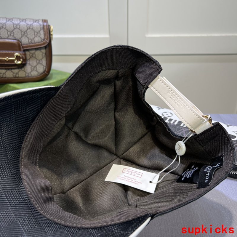 Louis Vuitton Luxury Cap
