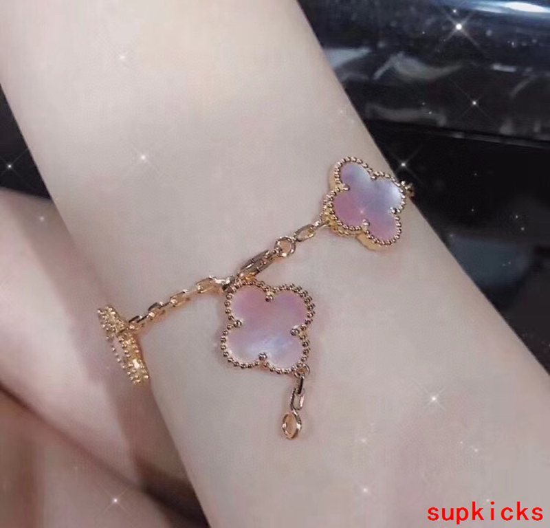 Van Cleef & Arples Jewelry