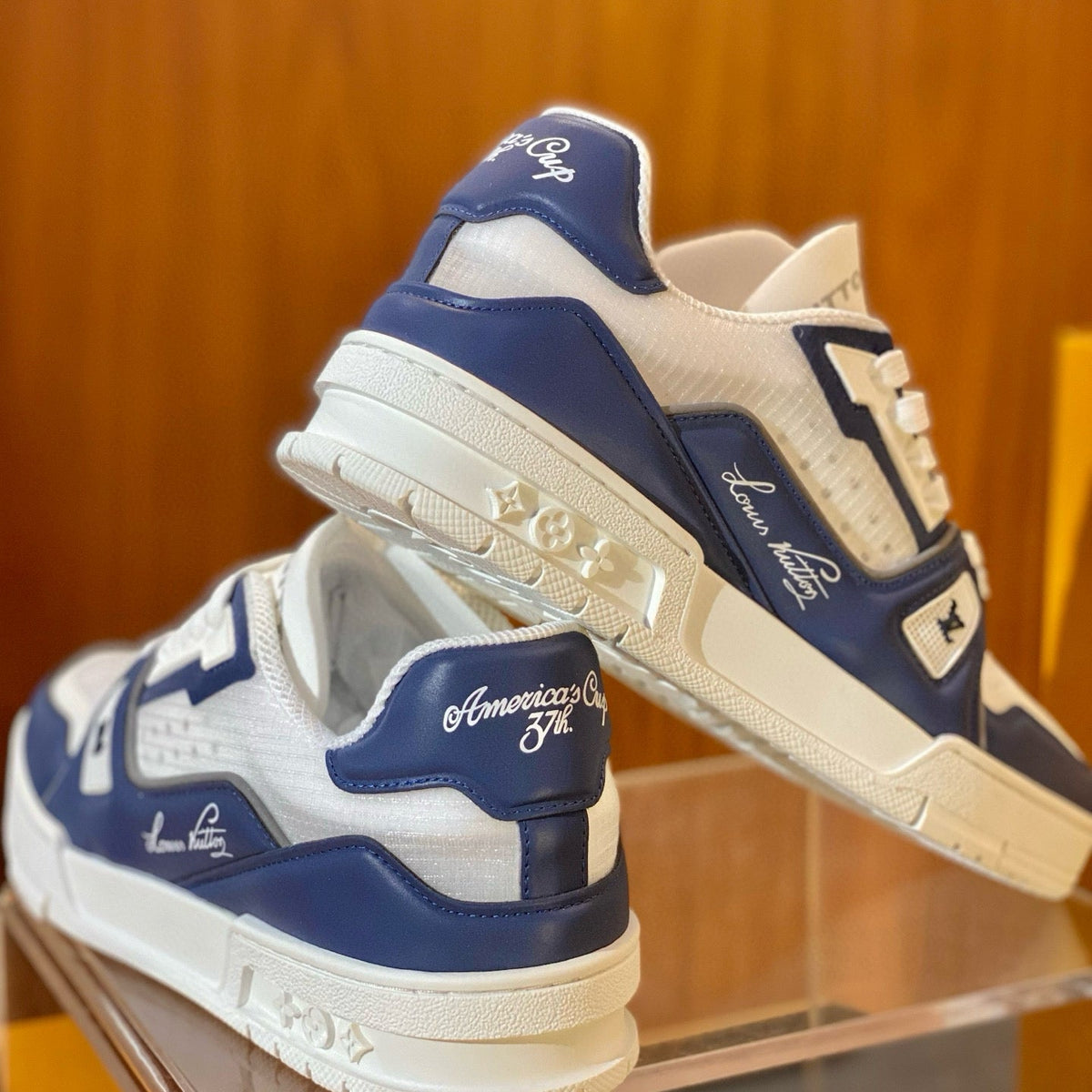 LOU TRAINERS