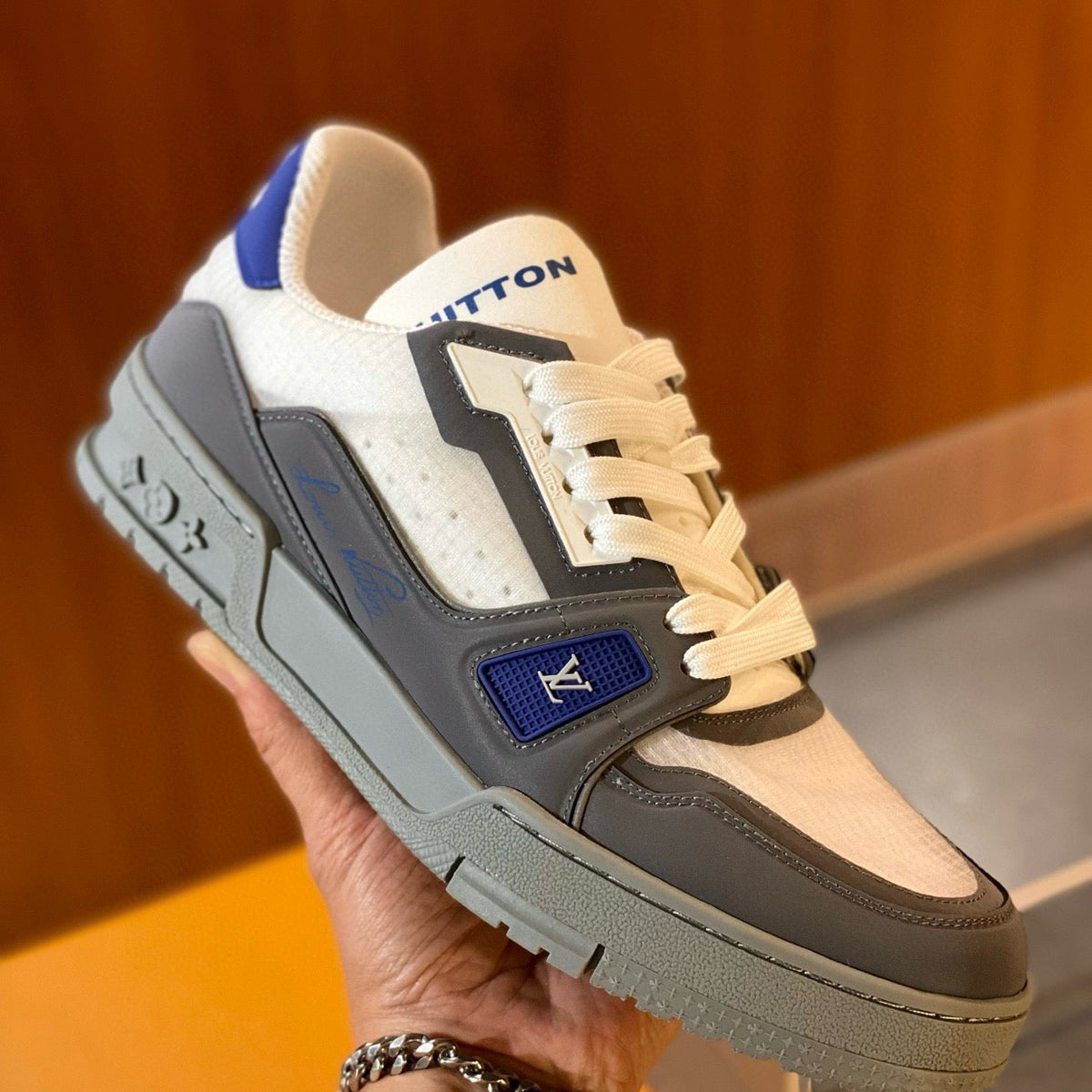 LOU TRAINERS