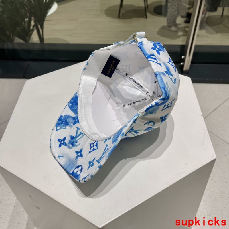 Louis Vuitton Luxury Cap