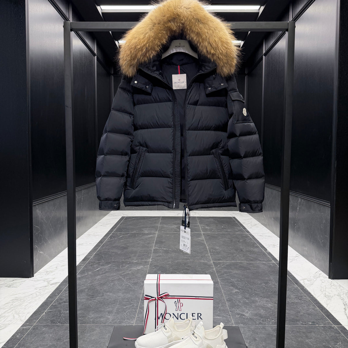 MONC MAYA JACKET