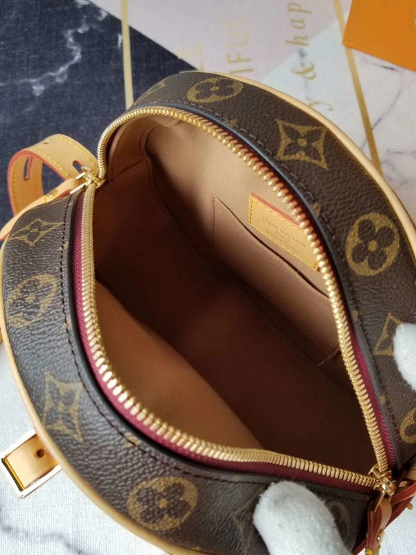 I W Fashion Lu-Vi bags - 17895