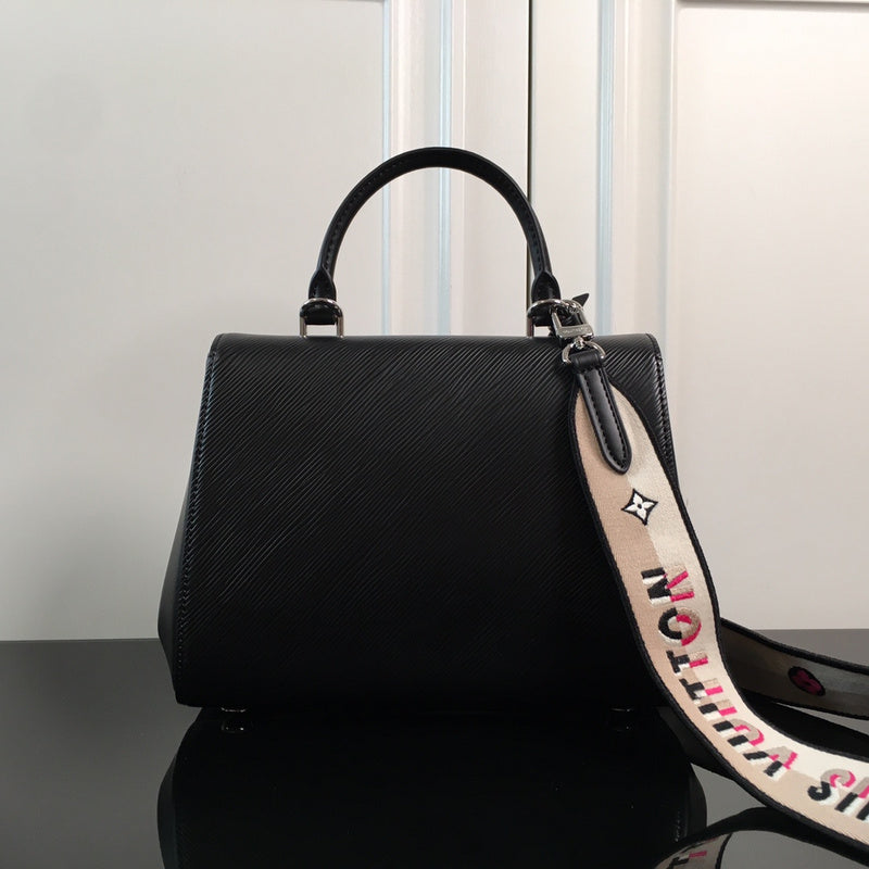 I W Fashion Lu-Vi bags - 17245