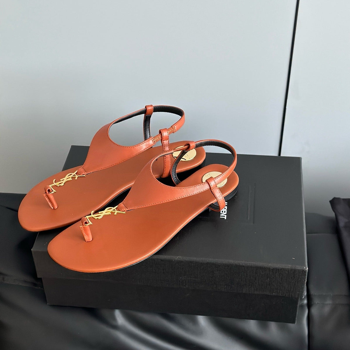SL SANDALS
