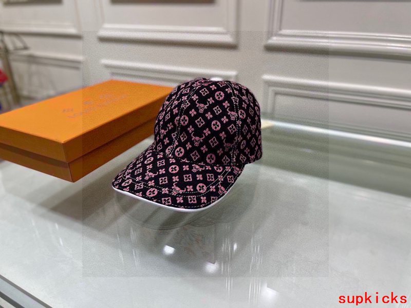 Louis Vuitton Luxury Cap