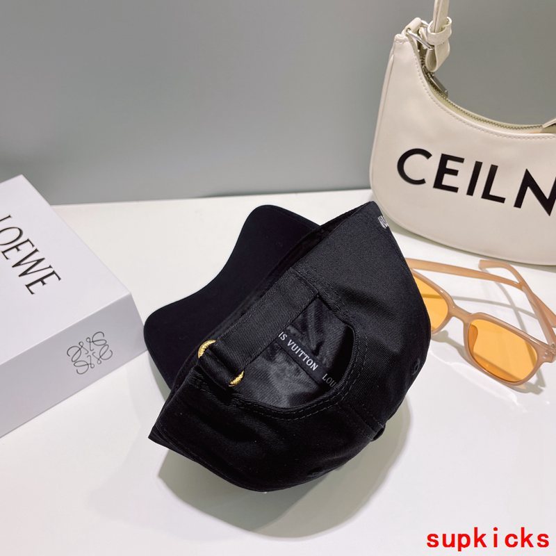 Louis Vuitton Luxury Cap