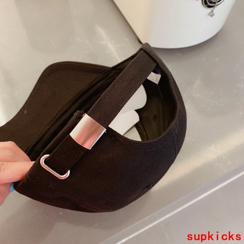 Louis Vuitton Luxury Cap