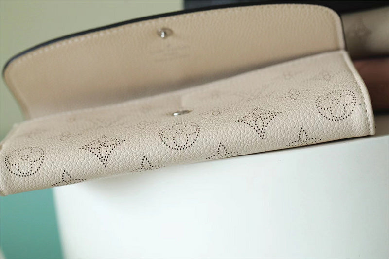 I W Fashion Lu-Vi bags - 8761