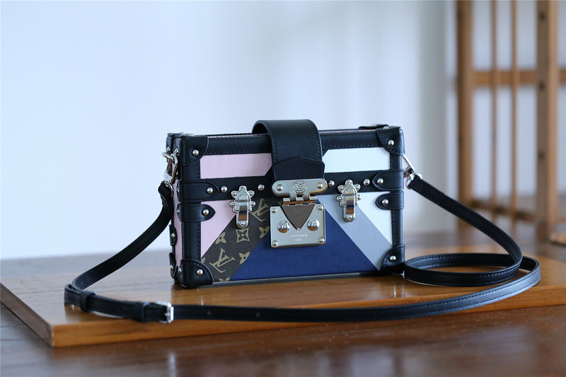 I W Fashion Lu-Vi bags - 8224