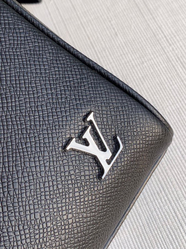 LOV2 Bags - Luxurious Bags  2709