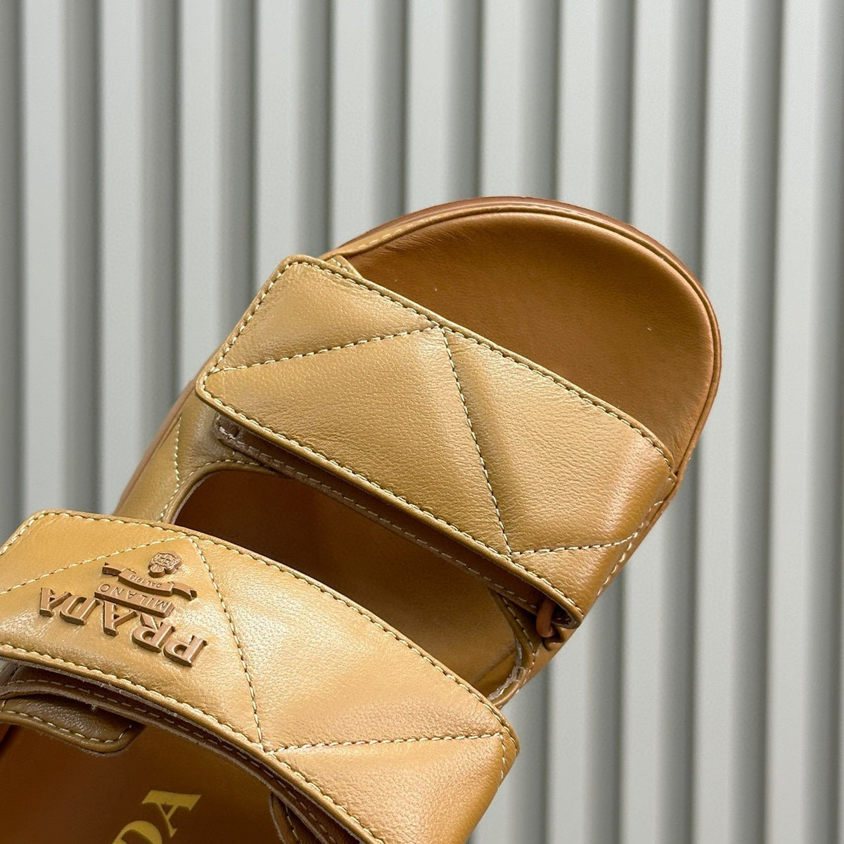 PD NAPPA LEATHER SLIDES