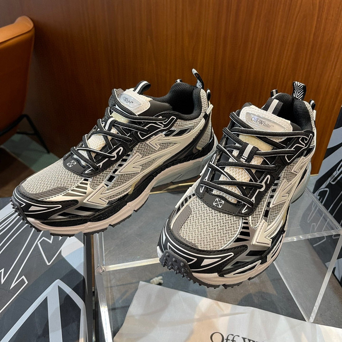 OFF W x VIRGIL ABLOH TRAINERS