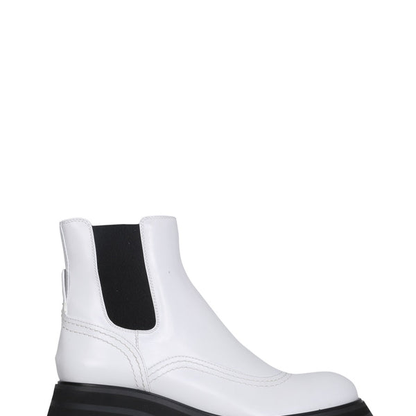 Alexander Mcqueen Women Wander Chelsea Boots